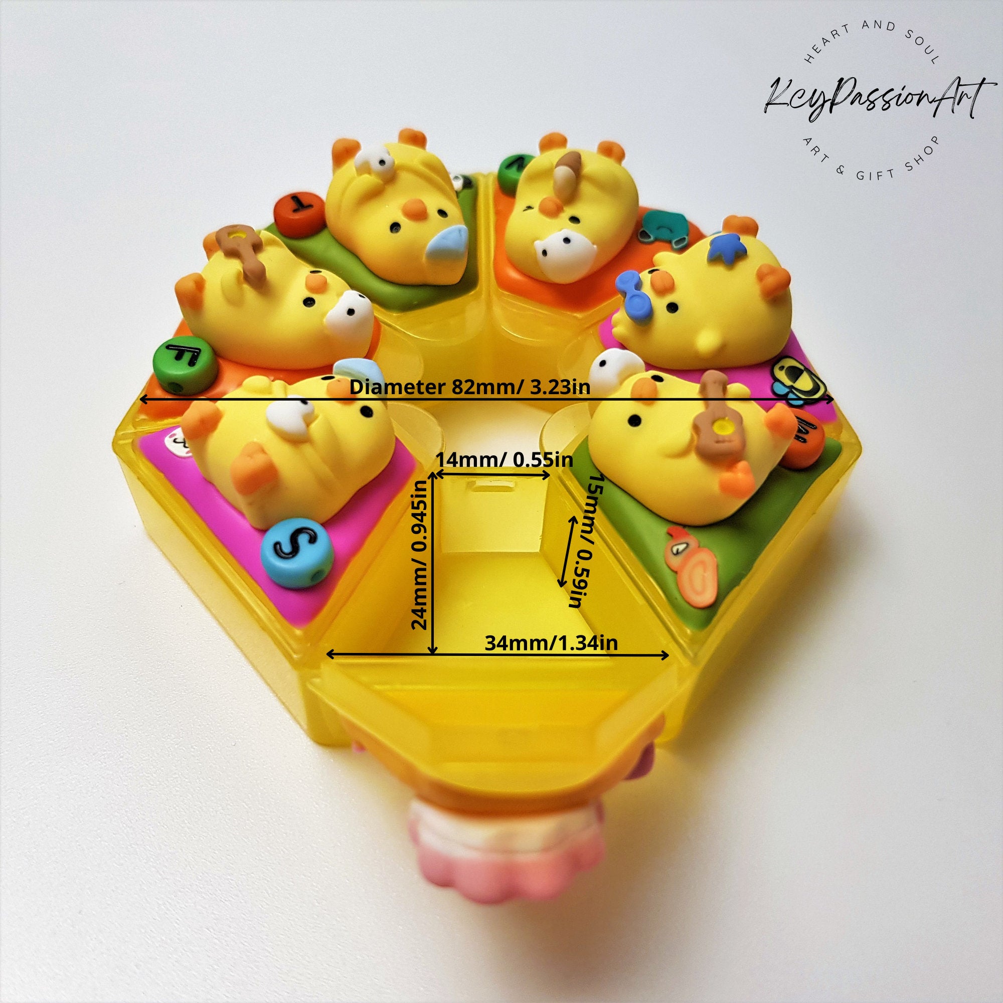 Chicky Fun Farm - Heptagon Pill Box