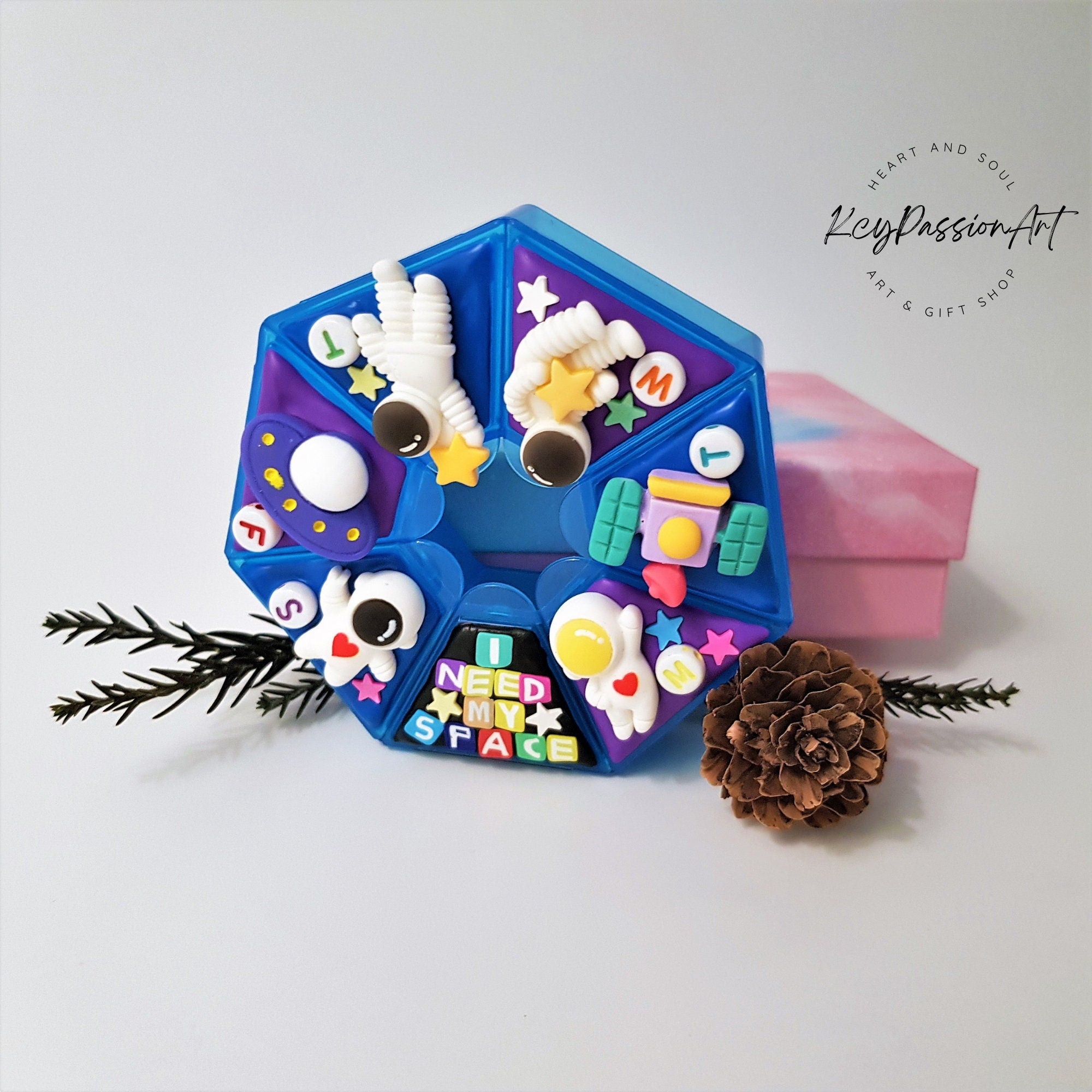 I Need My Space - Heptagon Pill Box