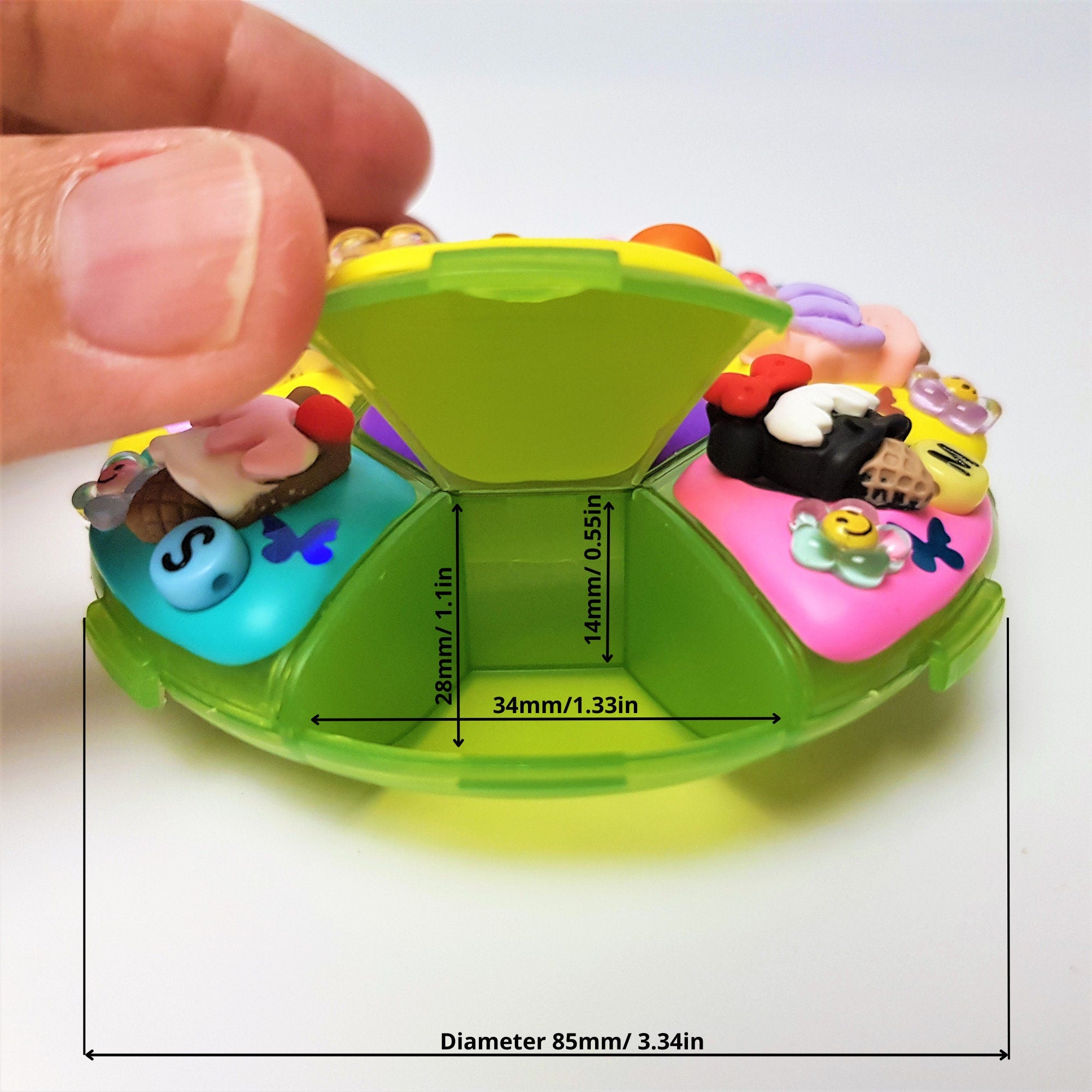 I Scream Hallelujah Round 8 Compartments Pill Box