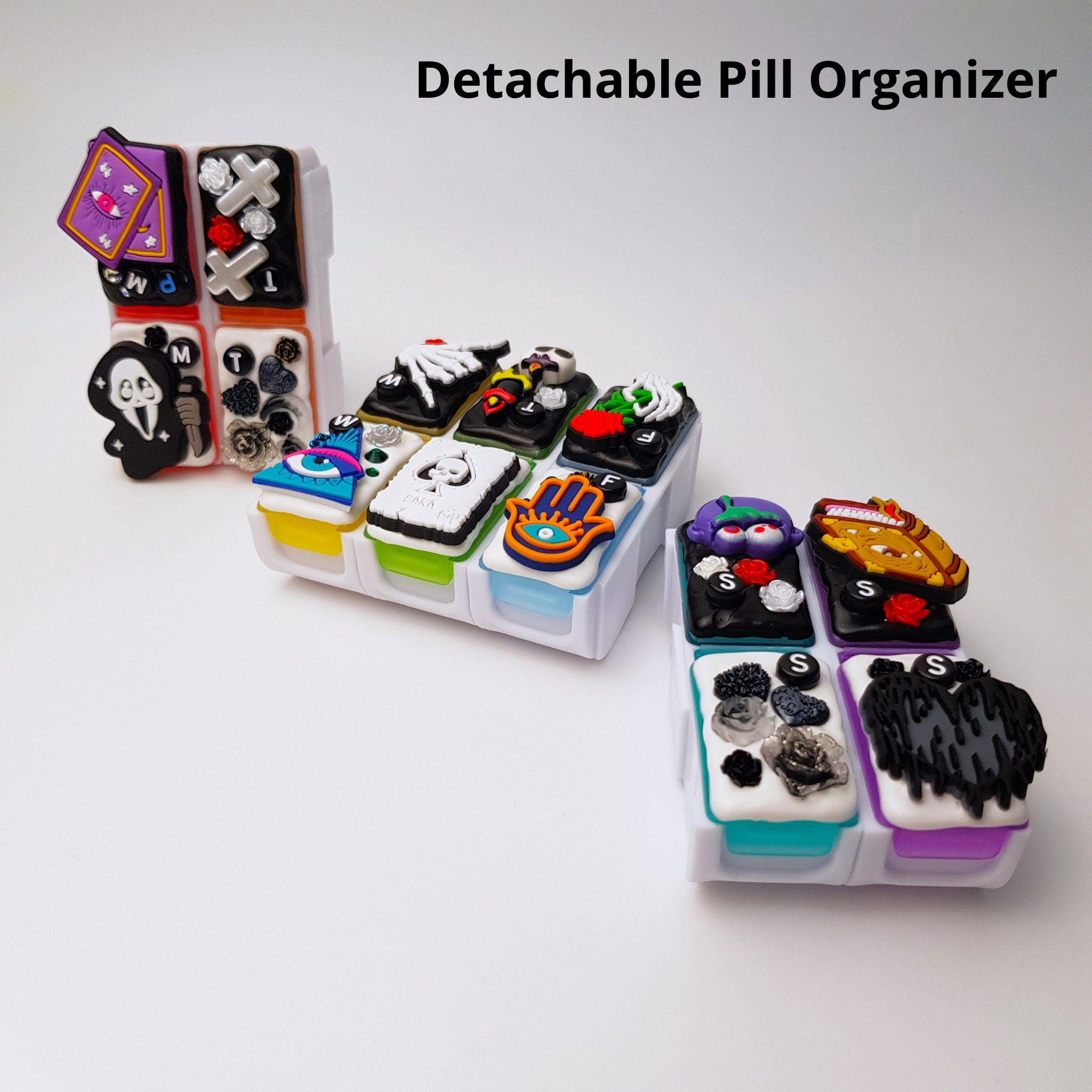 Witchcraft Decorated 14 Compartments Detachable Pill Box