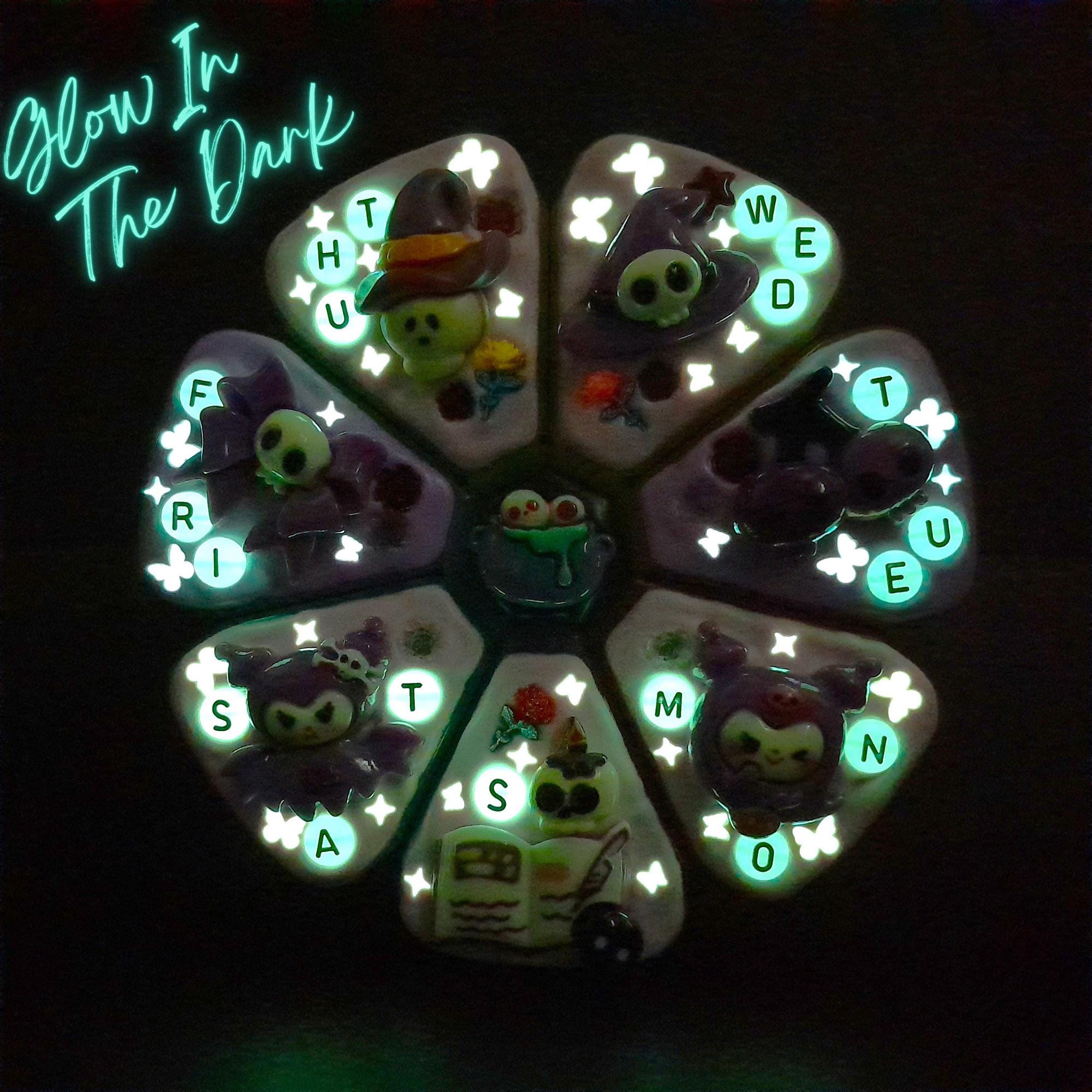 Cheeky Witch - XL Pill Box