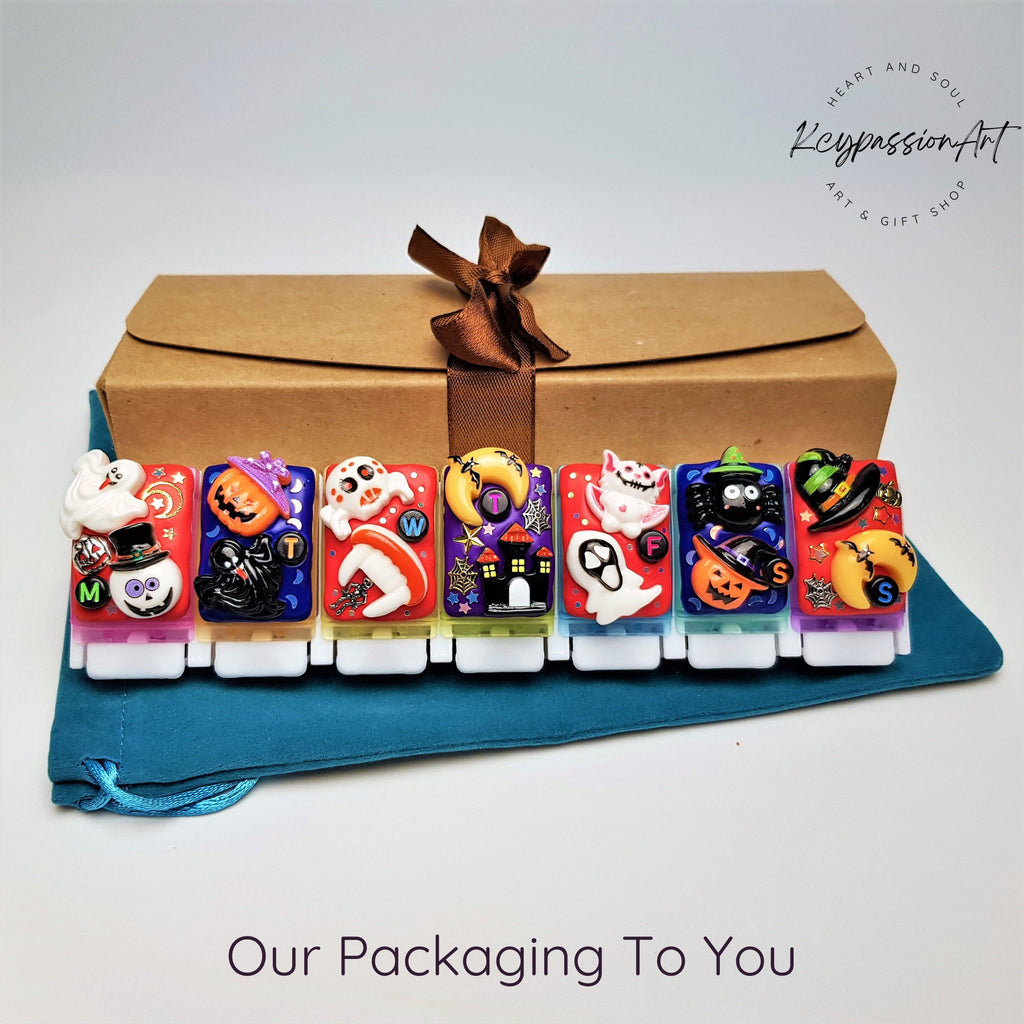 Spooky Groovy - Straight Pill Box