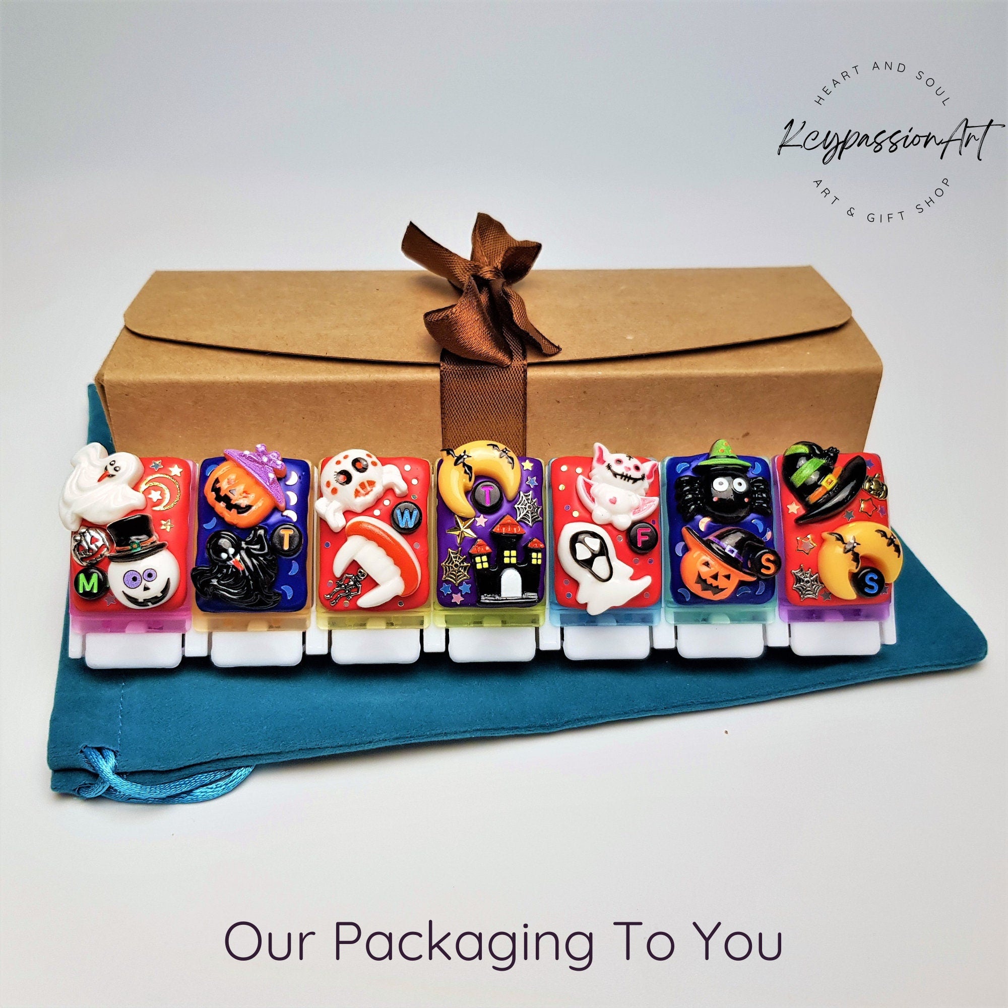 Spooky Groovy - Straight Pill Box