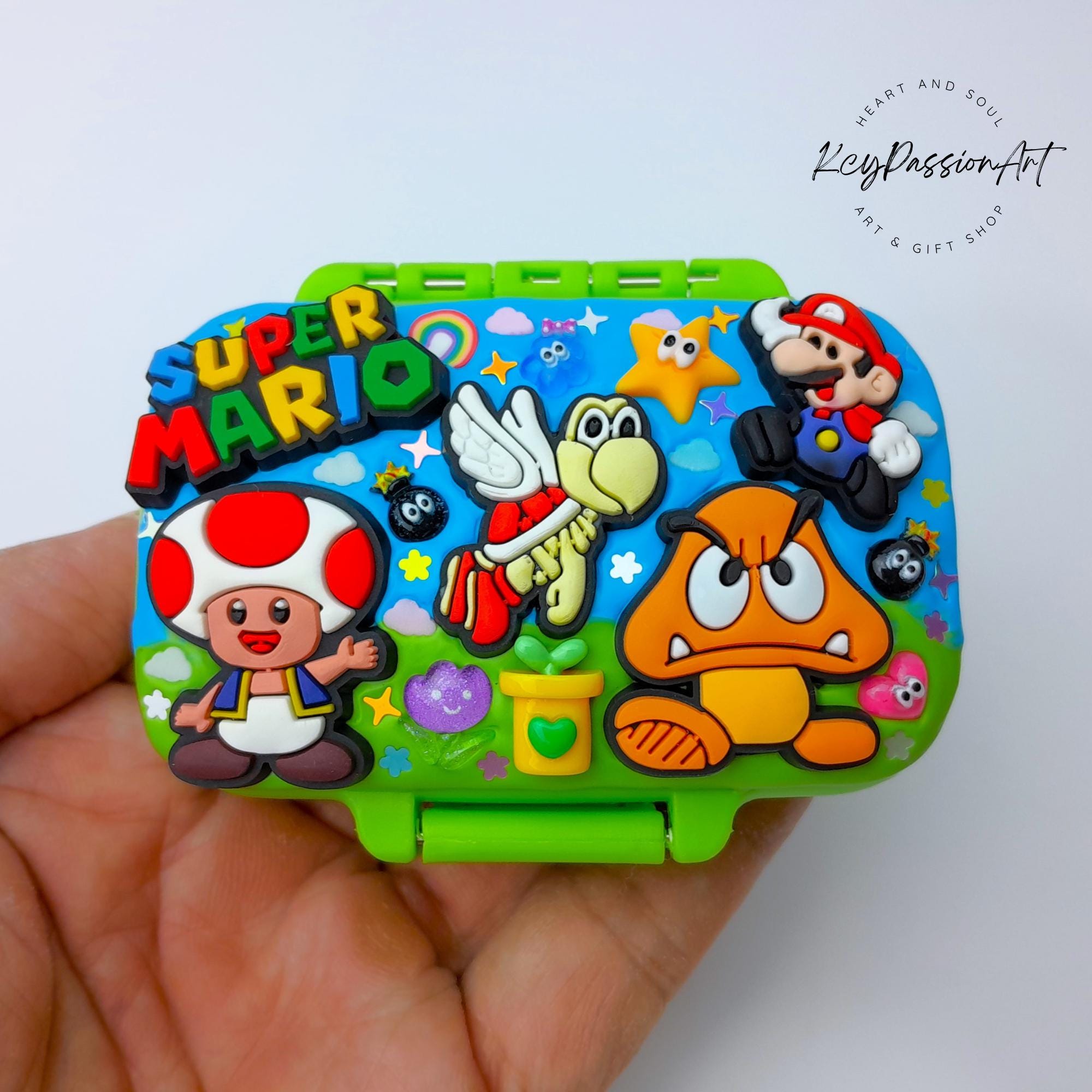 Gaming World 3-Grids Compartments Pill Box