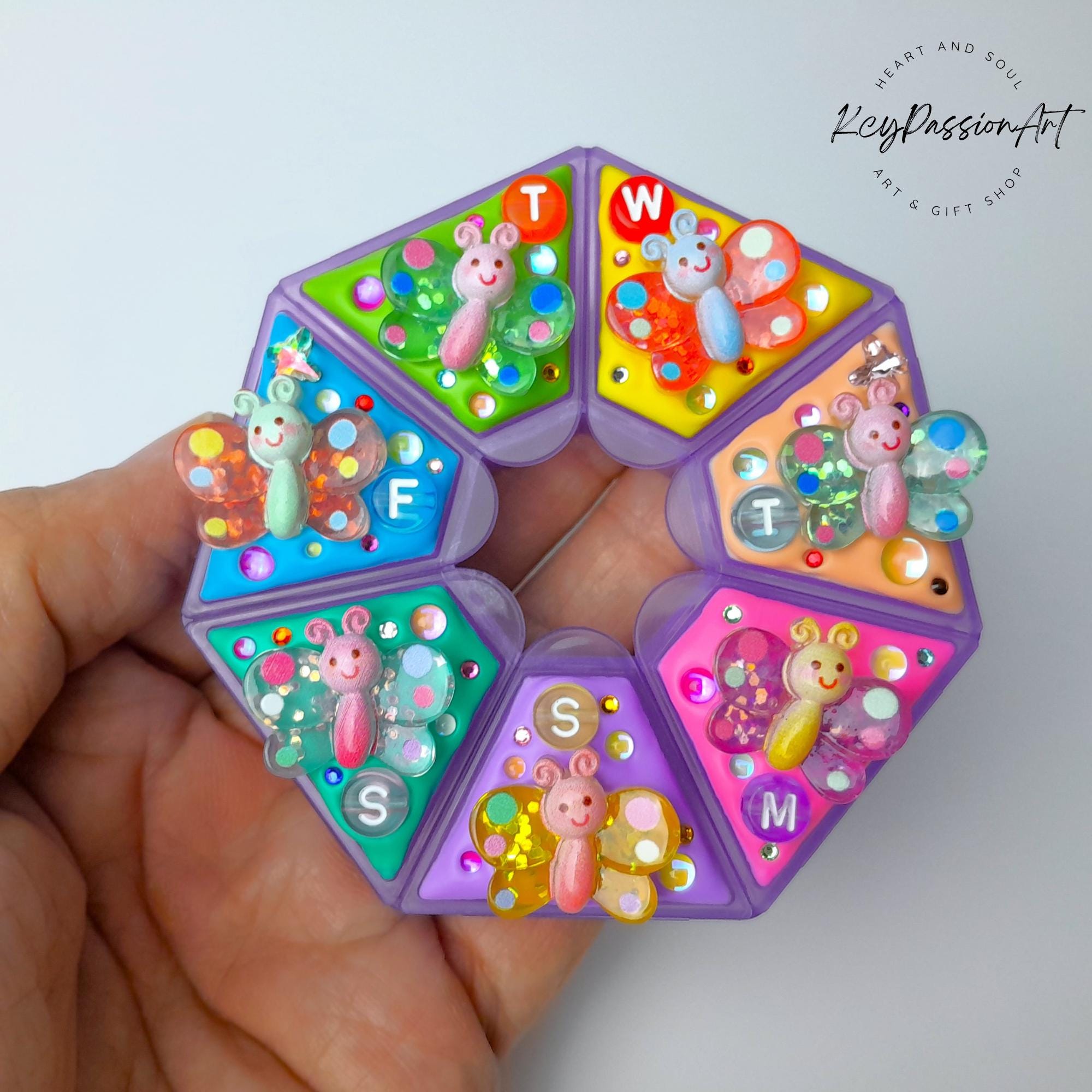 Glittery Butterflies - Heptagon Pill Box