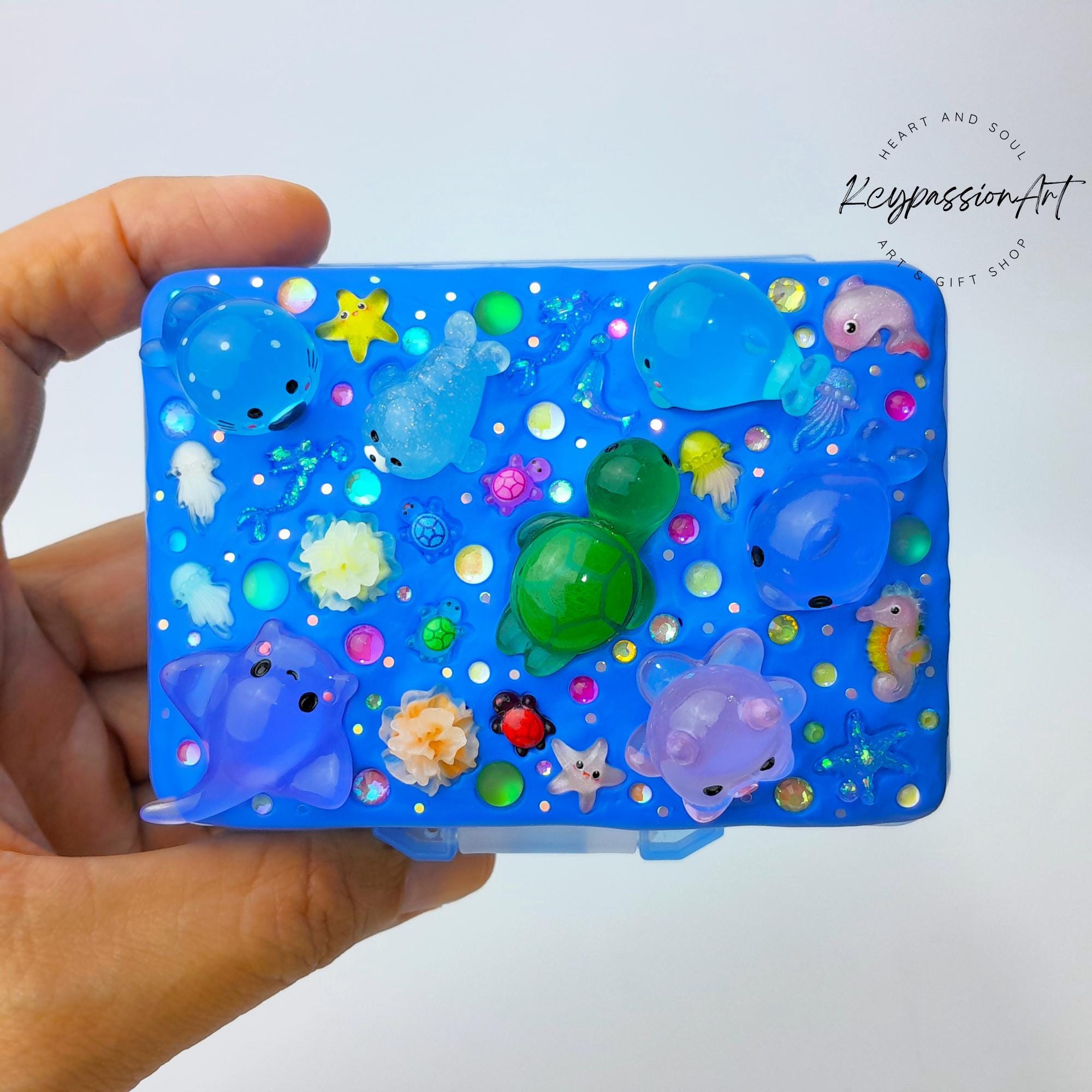 Sea The Ocean Decorated Large Flip-Fold 9 Compartments Pill Box