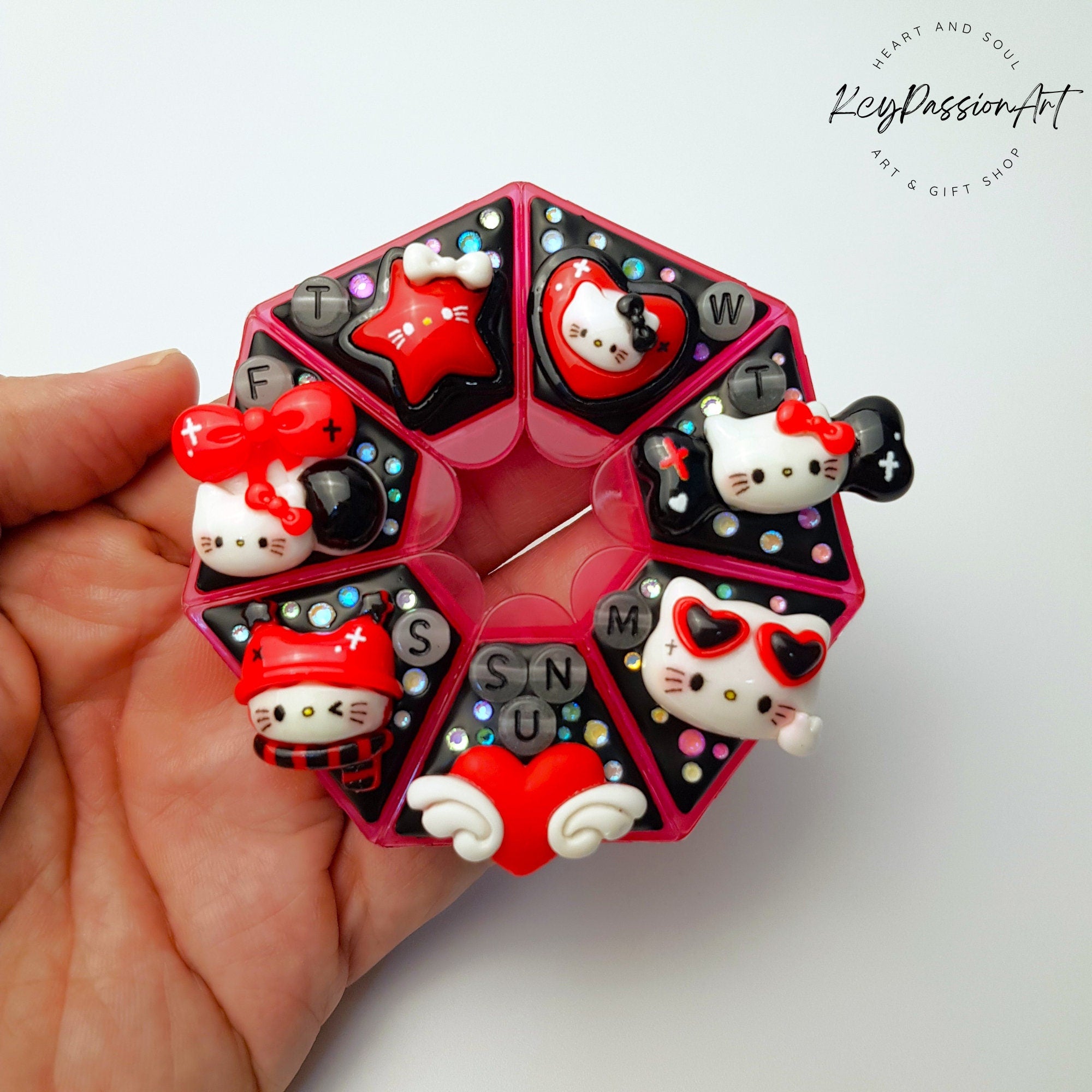 Truly Madly Deeply - Heptagon Pill Box