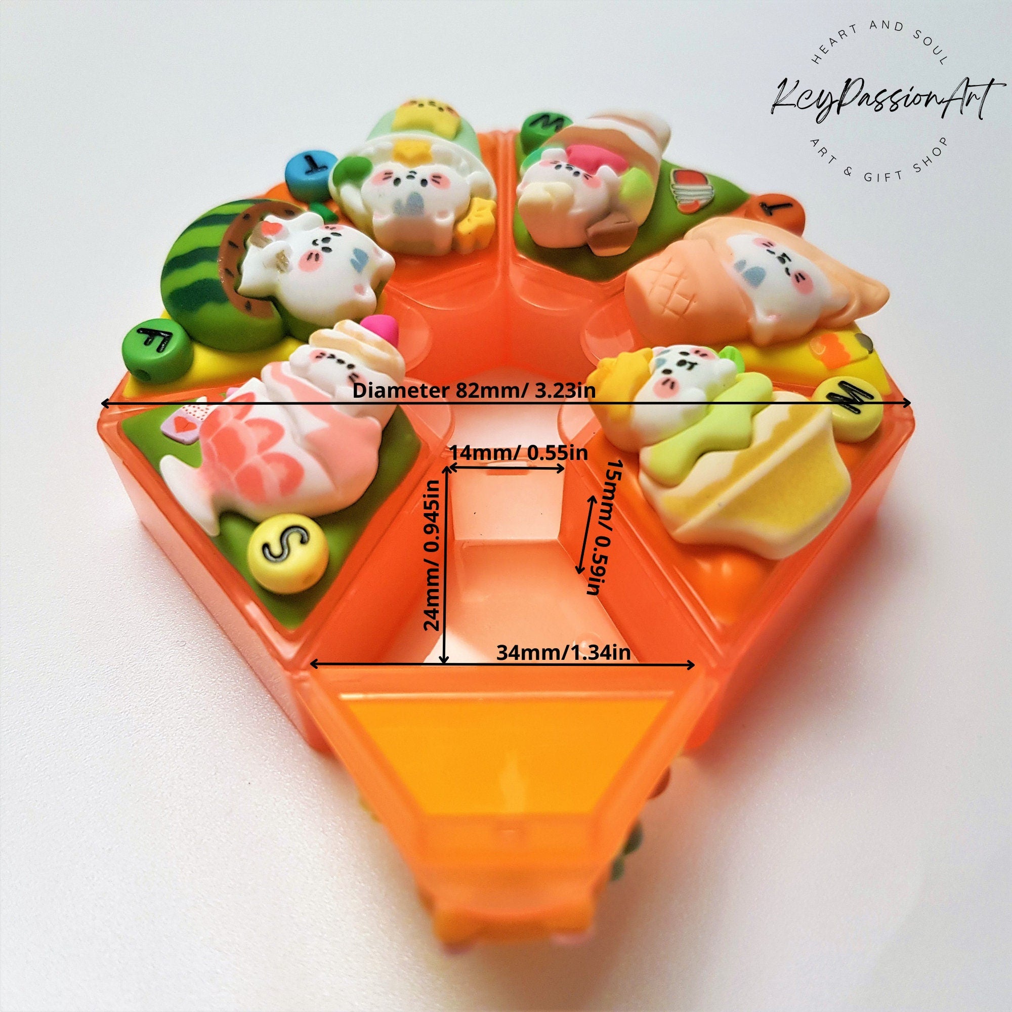 Cheeky Naughty Cats - Heptagon Pill Box