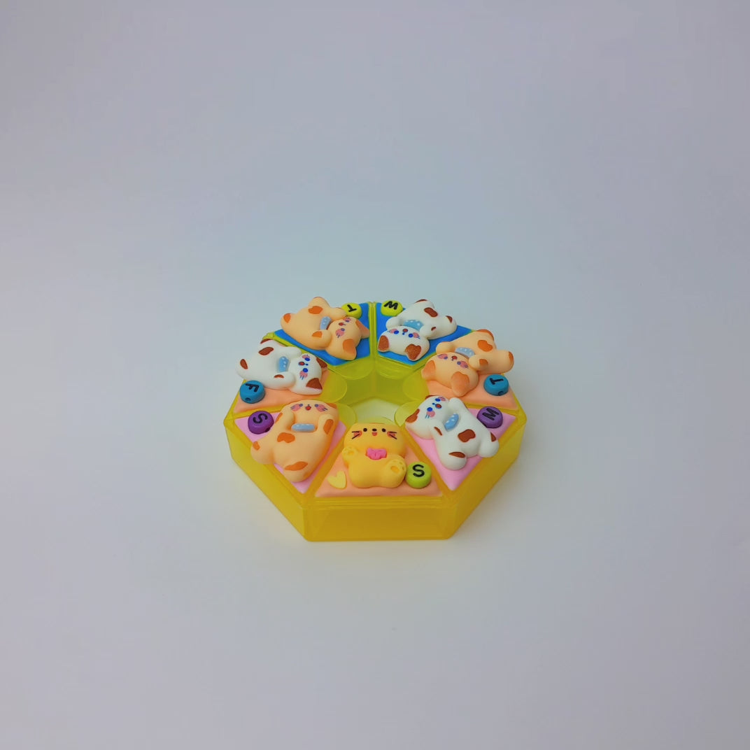 My Kitty Cats - Heptagon Pill Box