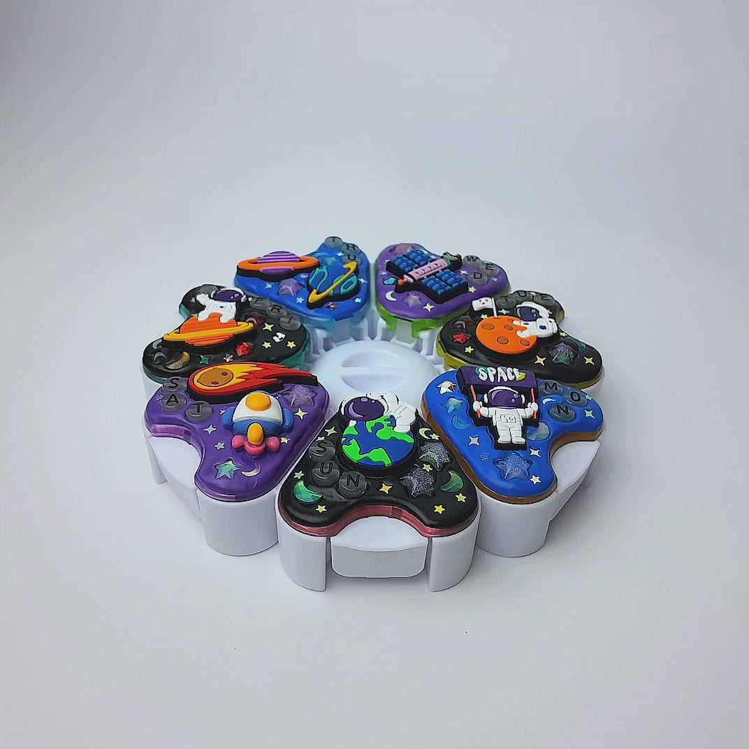 I Need My Space - Jumbo Pill Box