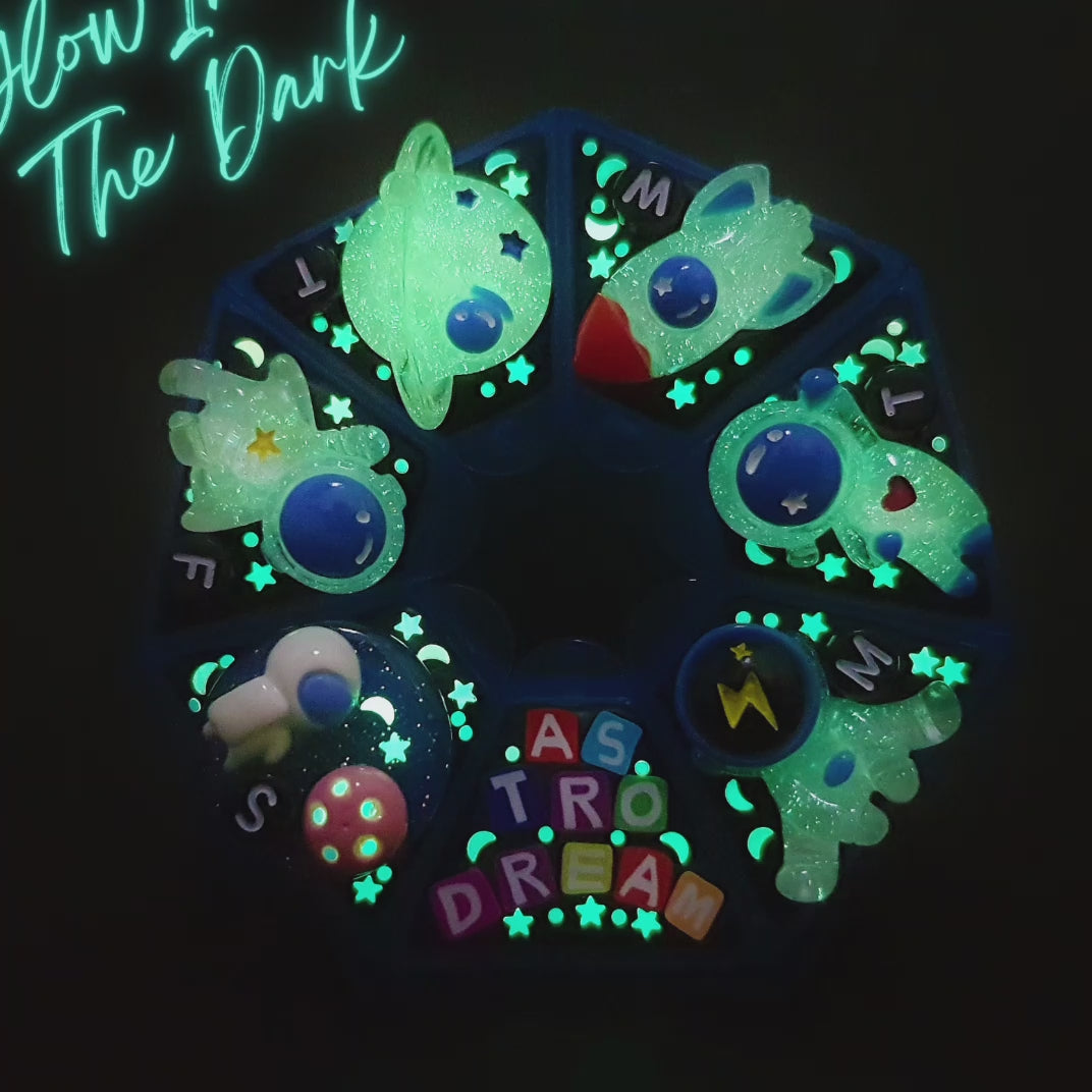 Astro Dream - Heptagon Pill Box