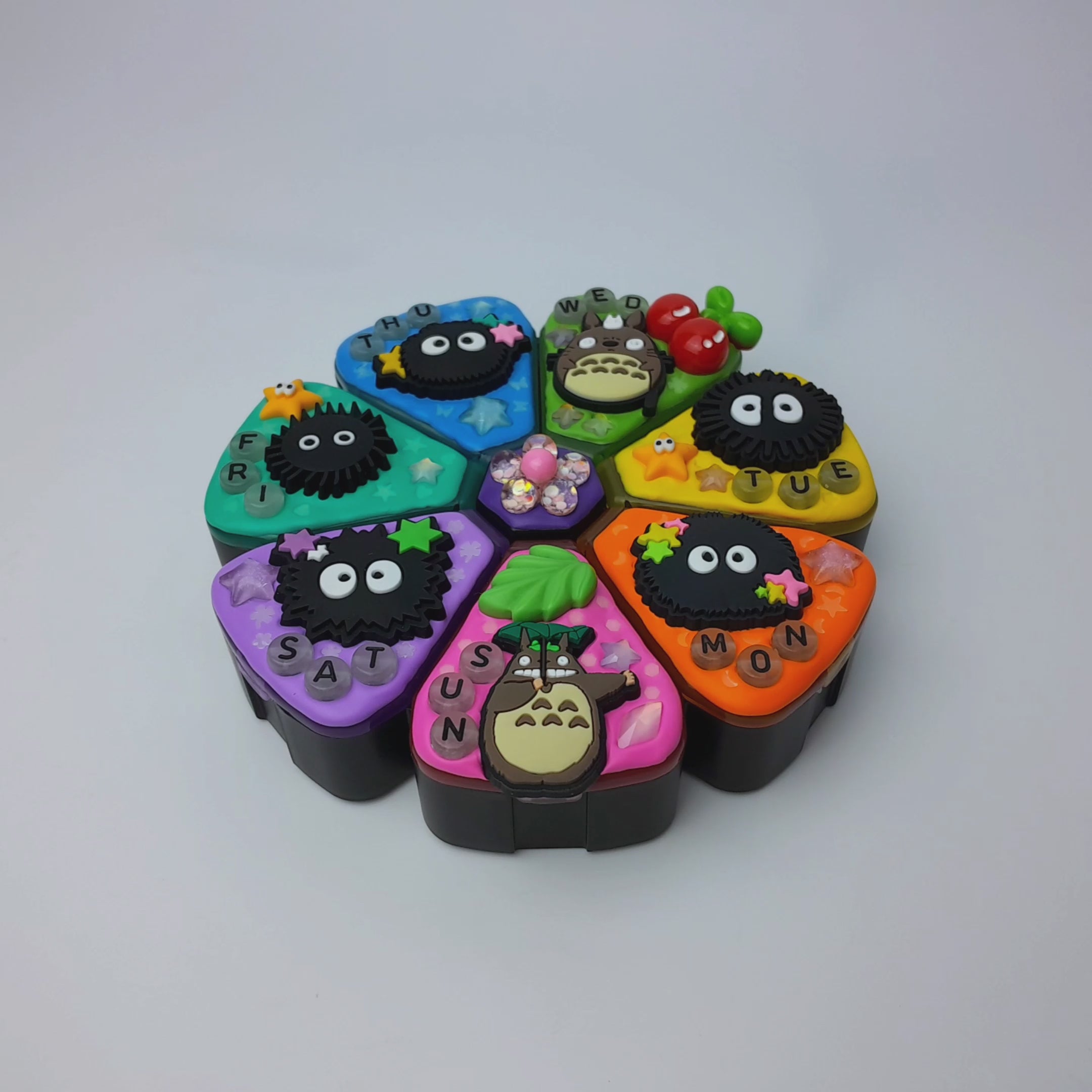My Rainbow Friends - XL Pill Box
