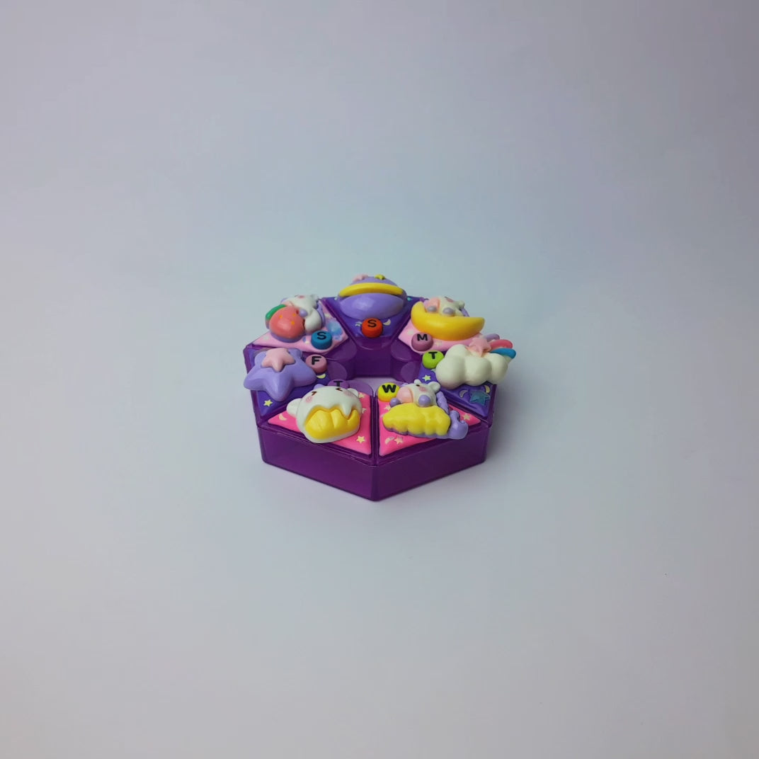 Unicorn Dreamland - Heptagon Pill Box
