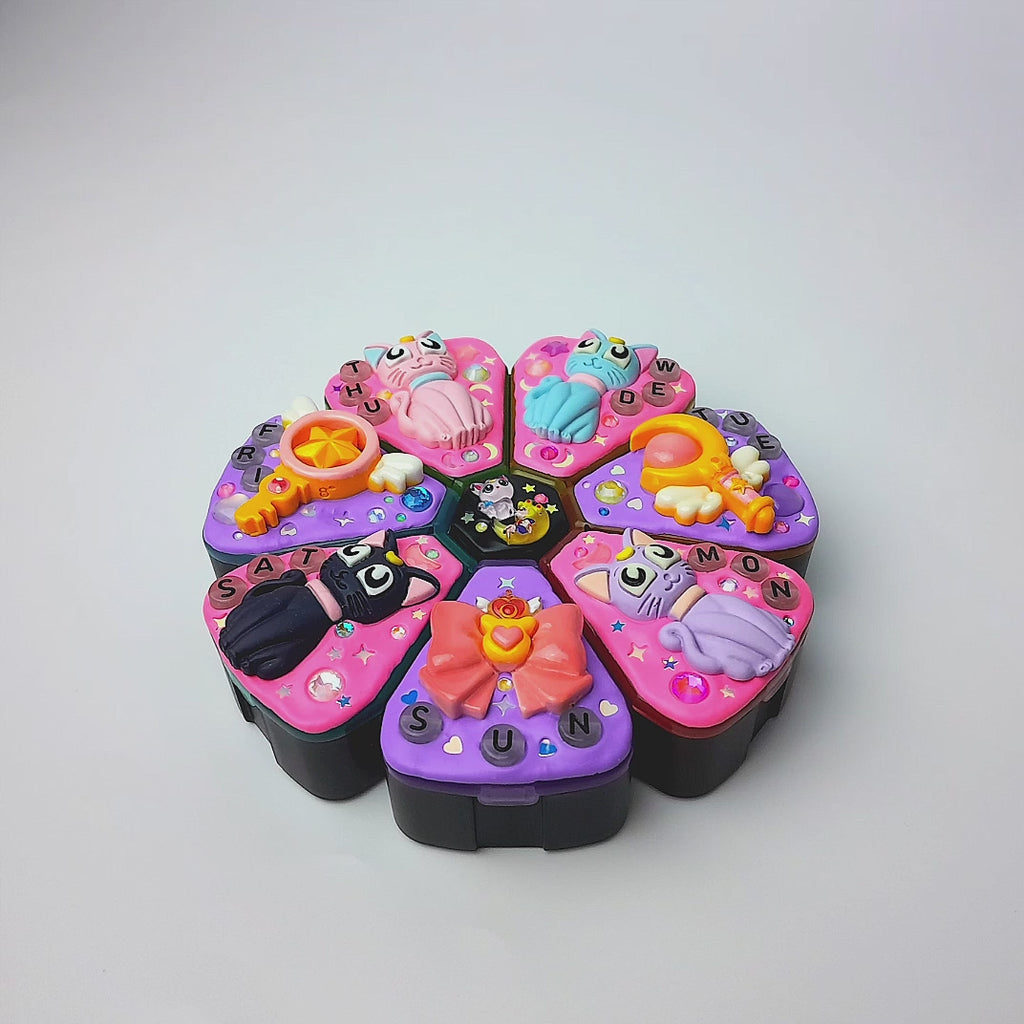 Magic Wands & Moon Cats - XL Pill Box